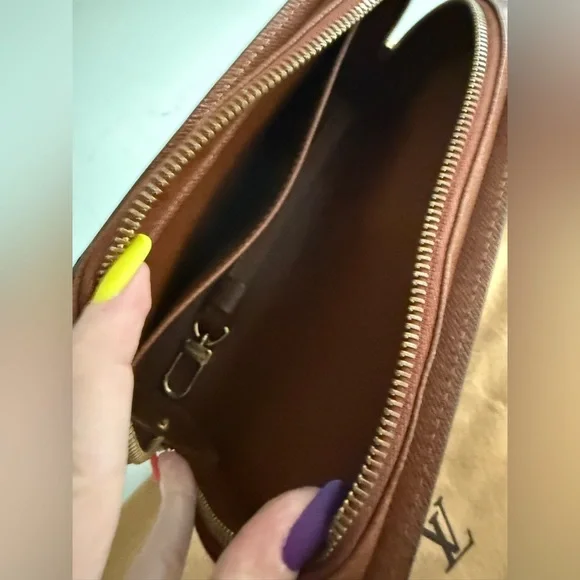 Louis Vuitton Pochette Orsay leather clutch bag ~ Never worn, VINTAGE - Picture 13 of 16